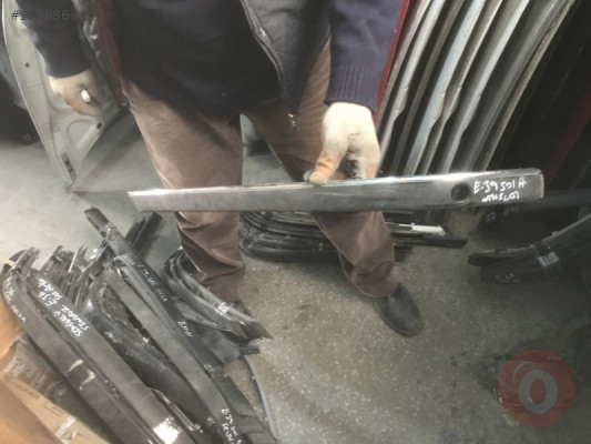 E39 SOL ARKA NİKELAJLI TAMPON ÇITASI BMW ORJİNAL ÇIKMA PARÇA