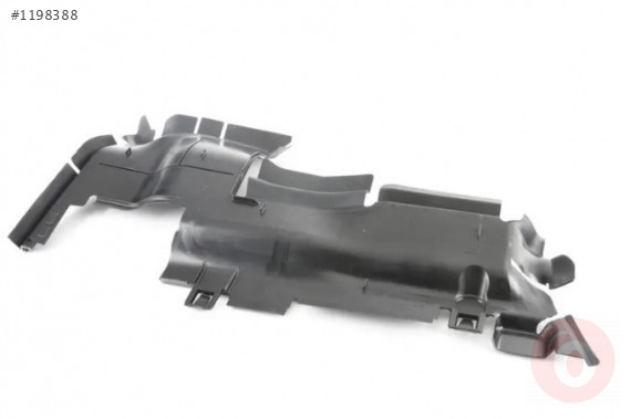 AUDİ A4 16-19 RADYATÖR HAVA KLAVUZU SAĞ 8W0121284AL