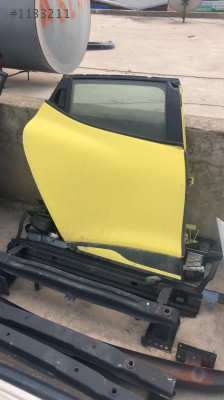 2014 RENAULT CLİO HATSIZ ORJİNAL ÇIKMA SAĞ ARKA KAPI