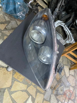 OPEL ZAFİRA ORJİNAL ÇIKMA SAĞ FAR