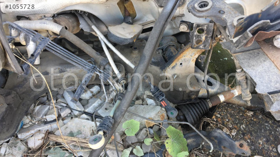 ford connect çıkma motor alt beşiği travez dolu
