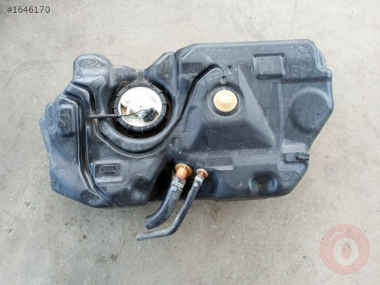 FORD COURİER YAKIT DEPOSU