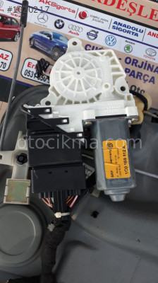 Volksvagen bora golf 4 sag arka cam motoru ve cam modülü