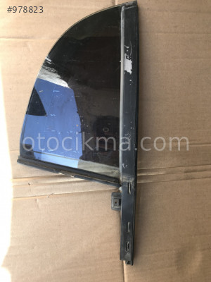 Opel vectra c sağ arka kapı kelebek camı GM 24450181