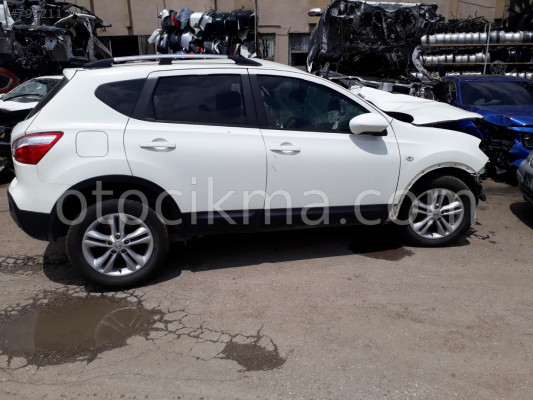 2011 NİSSAN QASHQAİ ÇIKMA KESME KUPA MEVCUTTUR.