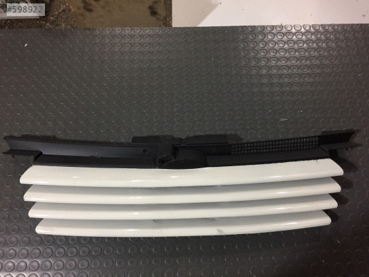 VOLKSWAGEN BORA ÖN PANJUR ARMA İPTALLİ MODİFİYELİ ORJ ÇIKMA