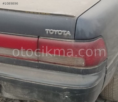 toyota corona 2.0 çıkma sağ stop lambası
