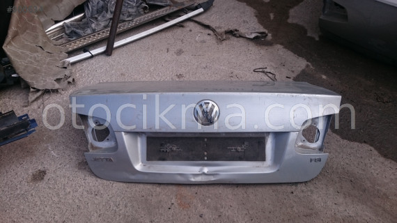 VOLKSWAGEN JETTA BAGAJ KAPAĞI