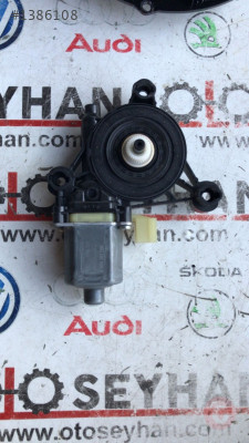 5Q0959802A vw tiguan sağ arka kapı cam motoru
