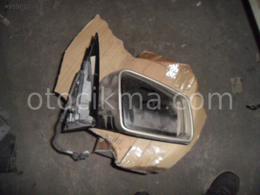 VolksWagen Polo 02-05 Ayna Camı