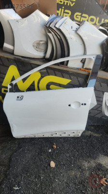 RENAULT CLİO 4 SOL ÖN KAPI