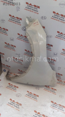 Nissan Qashqai sağ ön çamurluk