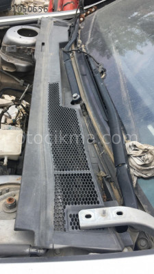peugeot 607 çıkma cam önü ızgaraı