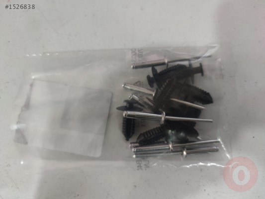 Mercedes C Serisi W205 Perçin Seti A2829970345