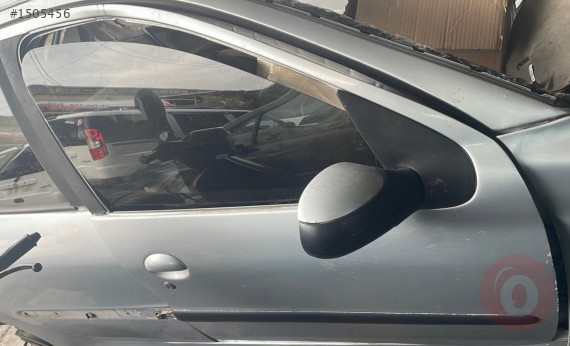 Çıkma Peugeot 206 sağ ön kapı gri orjinal