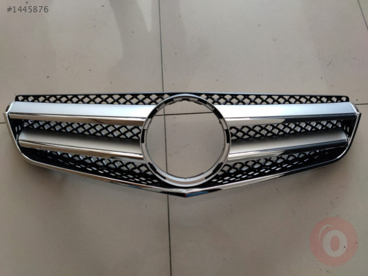 Mercedes E Serisi W207 Ön Panjur Eski Tip A2078880283