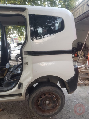 Fiat Fiorino Sol Arka Çamurluk Hatasız Orjinal Çıkma