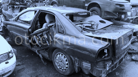 2001 VOLVO S80 ÇIKMA KESME TAVAN ARKA.