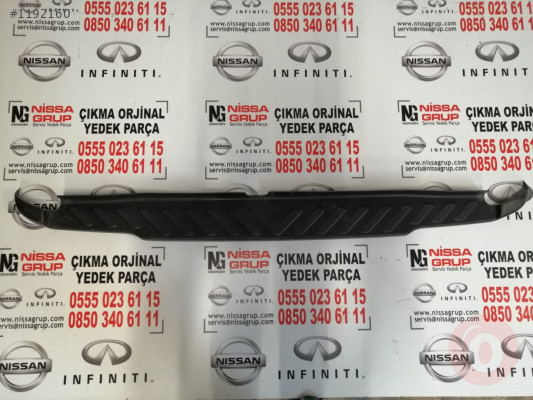 NİSSAN NAVARA ARKA TAMPON ÜST PLASTİĞİ ÇIKMA D23 2014-2020