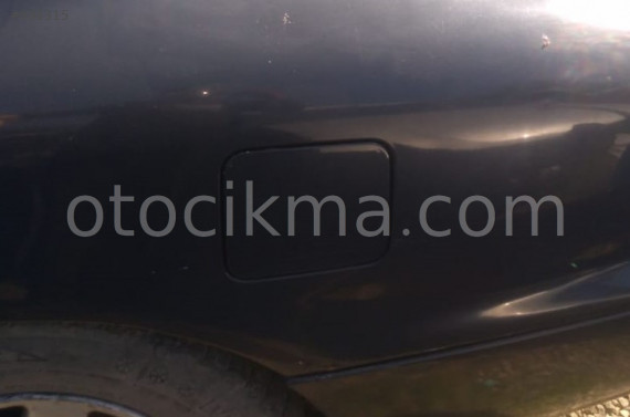 kia clarus 2.0 çıkma depo kapağı