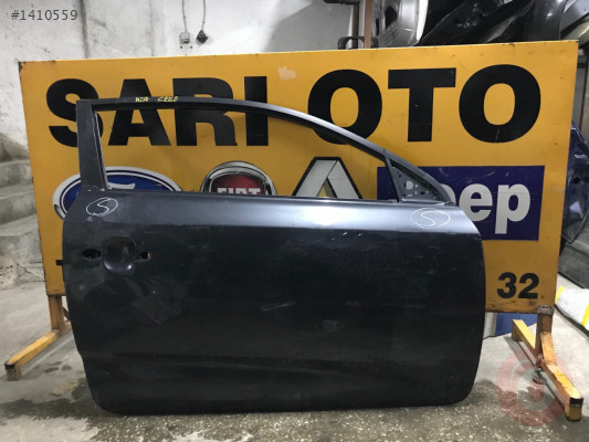 Kia Ceed sağ tek kapı çıkma orjinal