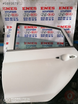 HYUNDAI İ 30 SOL ARKA KAPI ÇIKMA ORJİNAL