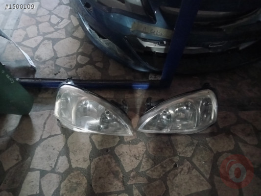 Opel Corsa c sağ-sol takım far 2001 çıkma parça