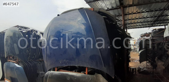 Audi A3 2015 model az kusurlu motor kaputu