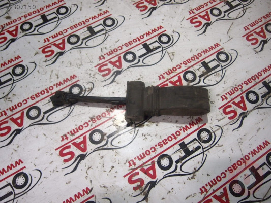 Skoda Octavia Sol Arka Kapı Gergisi 8k0839267