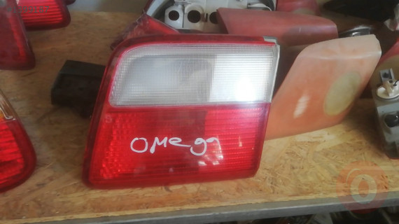 OPEL OMEGA B SOL İÇ STOP LAMBASI  ÇIKMA ORJINAL