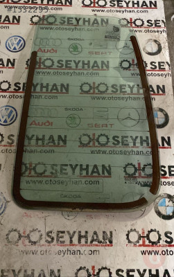 volkswagen caddy 2001 sağ bagaj kapağı cam küçük