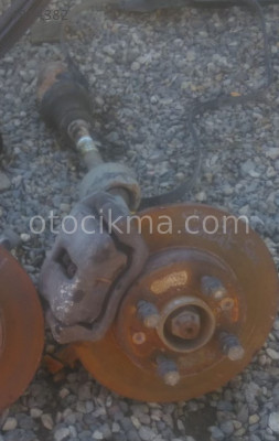 renault clio symbol 1.4 çıkma sağ taşıyıcı porya