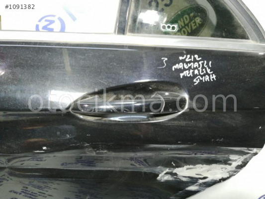 MERCDES E SERİSİ SOL ARKA KAPI KOLU SÖKME