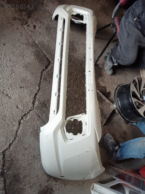 2016 model Mitsubishi L200 ön tampon çıkma