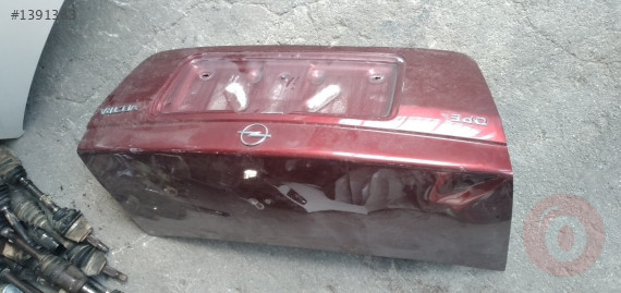 Opel vectra çıkma bagaj kapağı az hasarlı