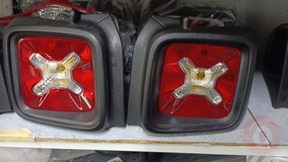 Jeep Renegade çıkma sağ sol arka stop lambası takımı