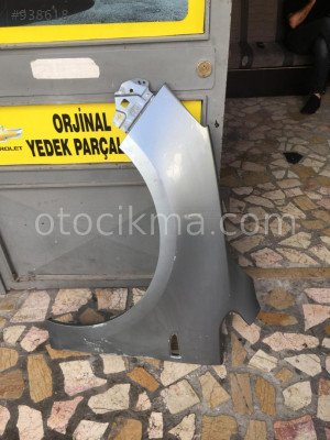 OPEL ASTRA J SOL ÖN ÇAMURLUK ORJİNAL OTO OPEL