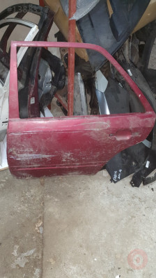 MERCEDES 190 SOL ARKA KAPI