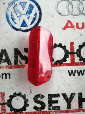 1K0947419B vw jetta golf 5 kapı kartonu reflektörü
