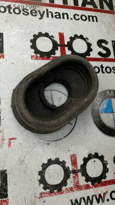 5Q0423187E volkswagen golf 6 direksiyon kutusu mafsal takozu