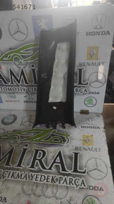 VW PASSAT B7 SOL ORTA DİREK BAKALİTİ