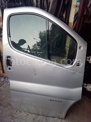 RENAULT TRAFİC SAĞ ÖN KAPI DOLU HATASIZ GRİ