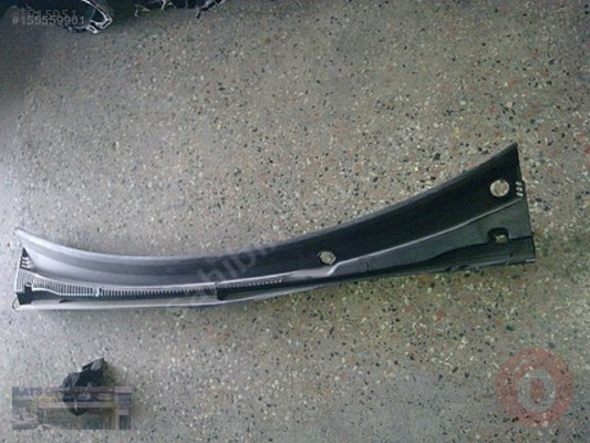 FORD FİESTA MK6 KASA 2003-2009 ARASI ÖN CAM IZGARASI PLASTİĞ
