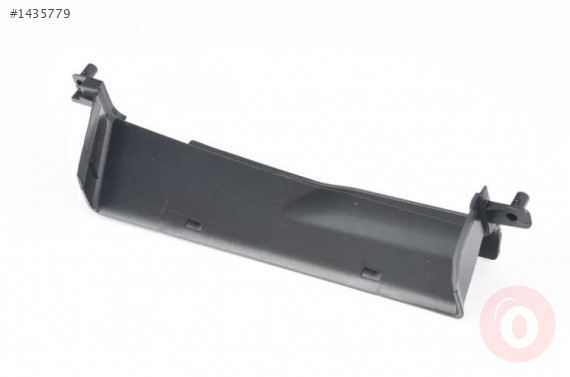 AUDİ A4 A5 1.4 TFSİ PANEL HAVA KLAVUZU UÇ 8W0129617A