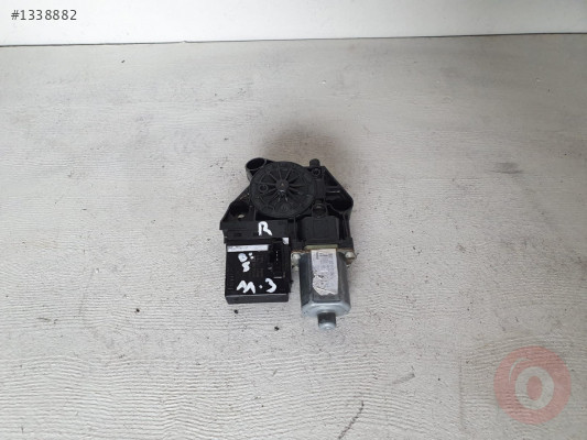 RENAULT MEGANE 3 SAĞ ÖN CAM MOTORU HATASIZ MONTECAR