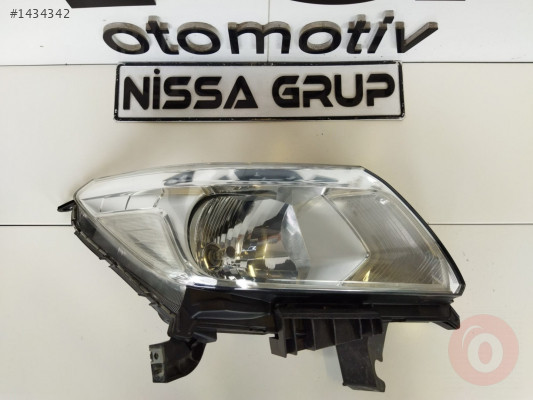 NİSSAN NAVARA SAĞ FAR ÇIKMA PARÇA D23 2014-2020 26010-4KJ0A