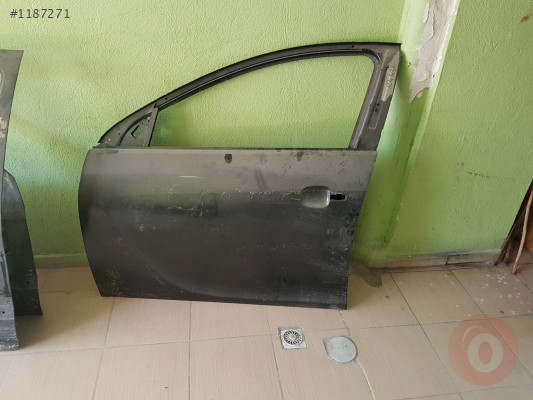 OPEL İNSİGNİA SOL  ÖN KAPI SIFIR YENİ