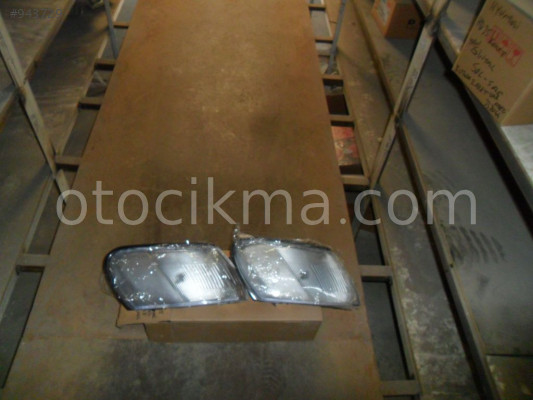 TOYOTA COROLLA SİNYAL 93-98 BEYAZ