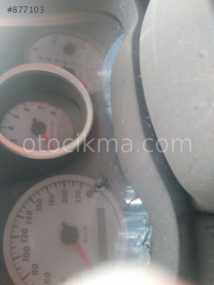 2006 TOYOTA RAV-4 2.0 BENZİNLİ HATASIZ KM SAATİ.