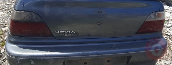 1996 model daewoo nexia 1.5 çıkma takım stop lambası